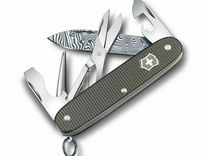 Нож Victorinox Pioneer X Damast Limited 0.8231.J16