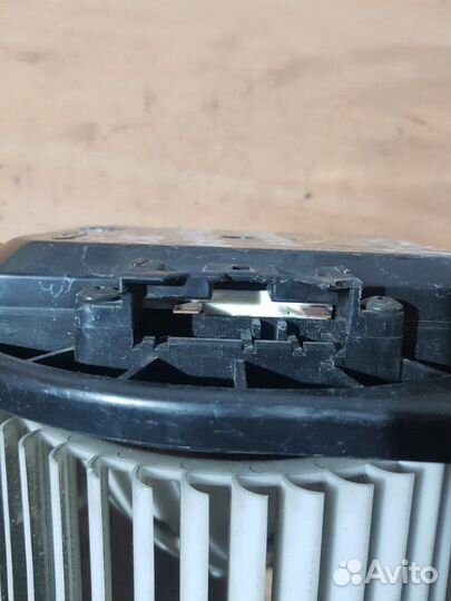 Мотор печки Nissan Skyline PV35