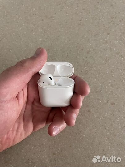 Apple air pods 2