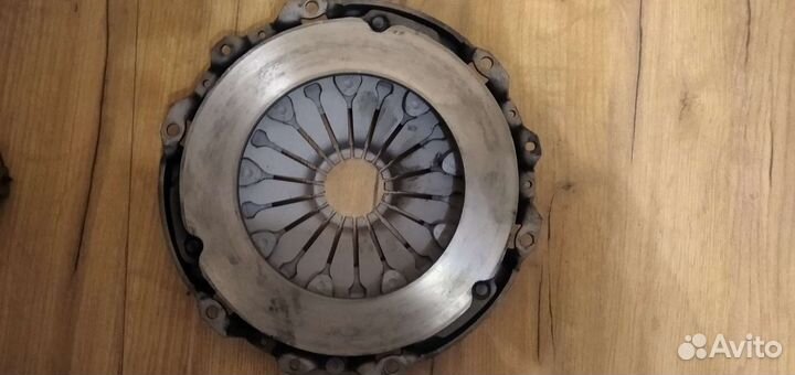 Корзина сцепления на Chery и выжимной подшипник