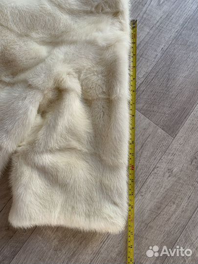 Шуба норковая белая