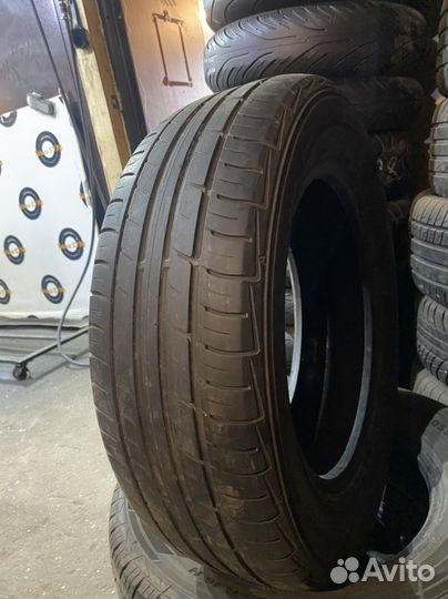 Falken ZIEX ZE914A Ecorun 215/65 R17 99V