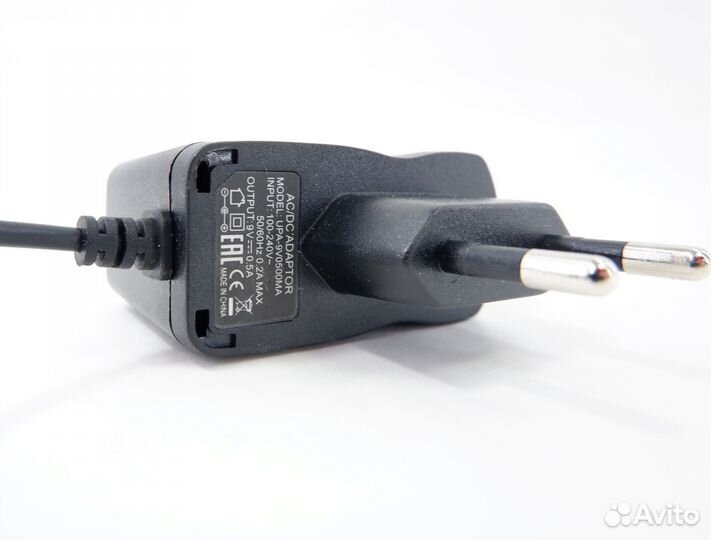 Универсальный Блок питания AC/DC adapter UPA-9V050