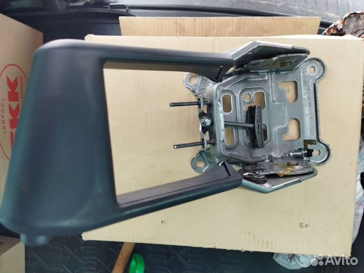 8200540724 механизм стояночного тормоза Меган сцен