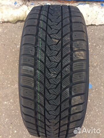 Tri Ace Snow White II 255/45 R20