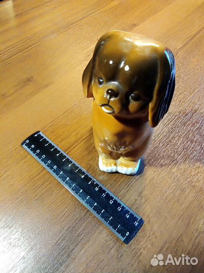 Фигурка собачки из керамики