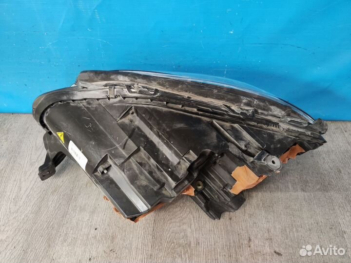 Фара правая Mercedes M GLE class W166 2011