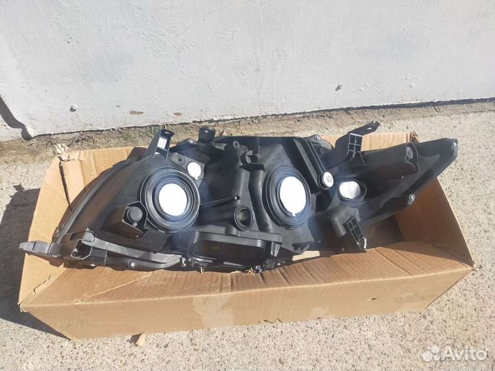 Фара Тойота Королла 150 (06-10г)