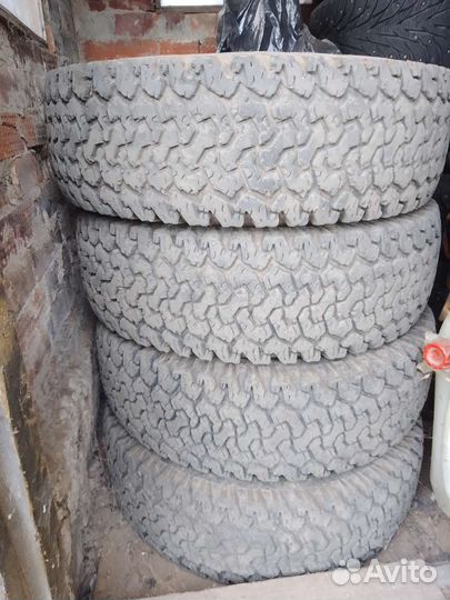 Nortec AT 560 215/75 R15