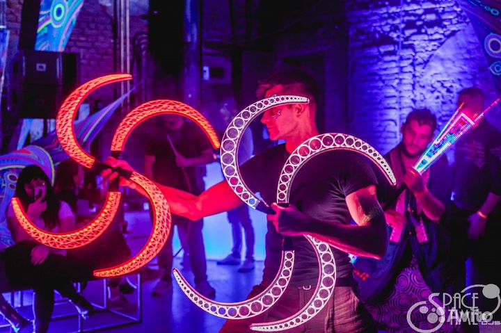 Добавьте ярких красок и ощущений в ваш праздник