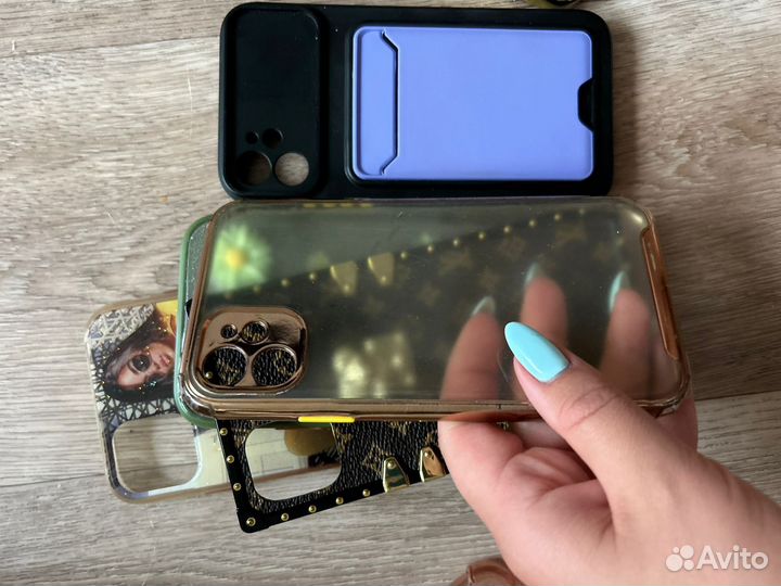 Чехол на iPhone 11