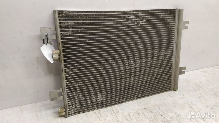 Радиатор кондиционера Renault Duster 2010