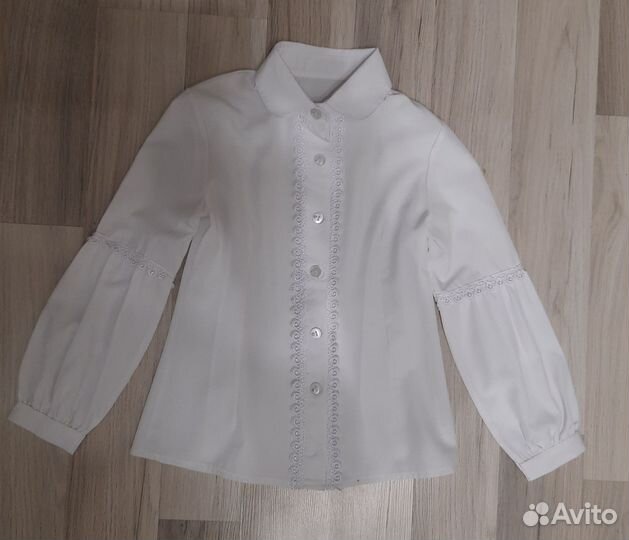 Блузка белая