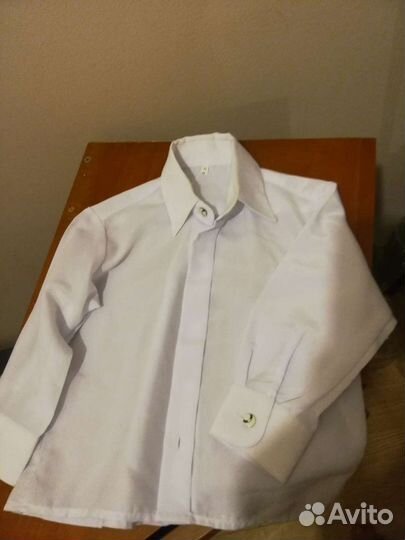 Рубашка белая на мальчика 2-3 года