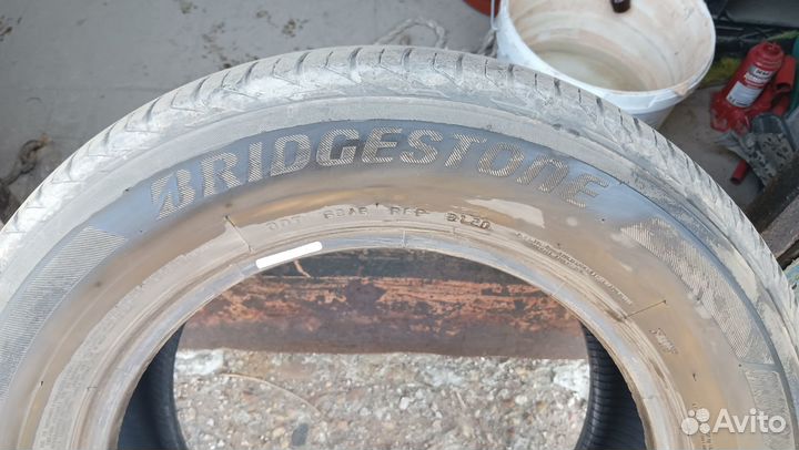 Bridgestone Turanza T001 225/60 R16