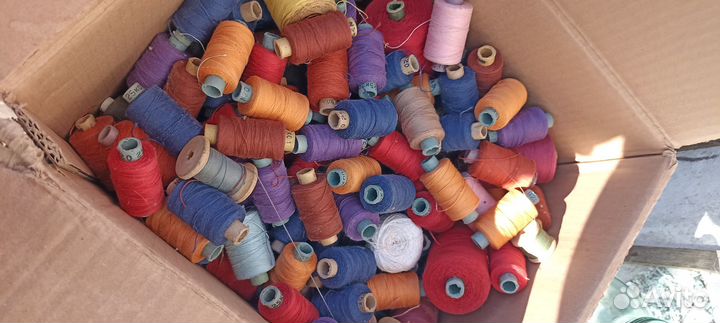 Нитки для шитья
