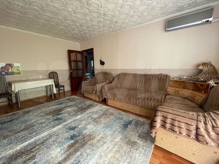 4-к. квартира, 76 м², 4/5 эт.