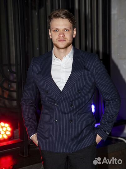 Прокат мужских костюмов RoSS