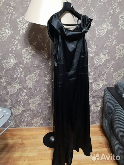 Платье вечернее