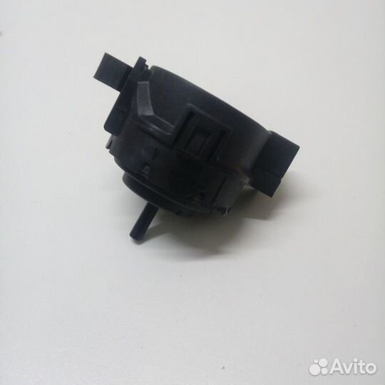 Прессостат для стиральной машины Zanussi 132090302