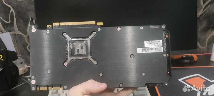 Видеокарта 1070