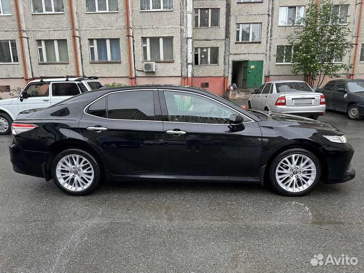 Toyota Camry 2.5 AT, 2019, 80 000 км