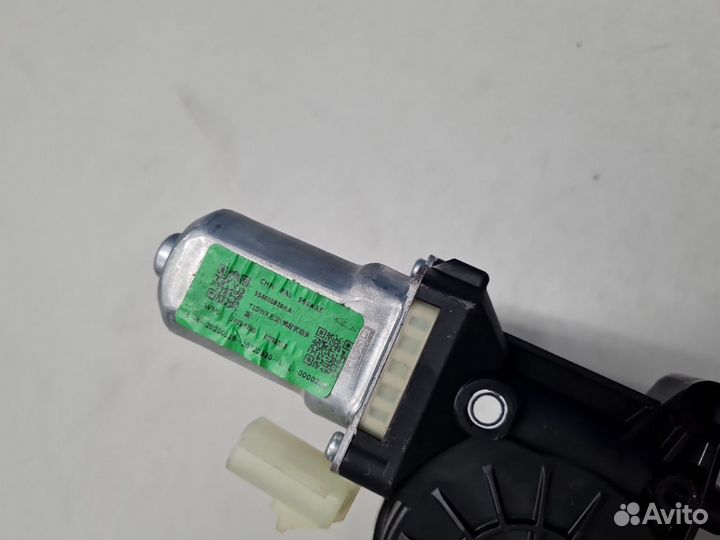 Моторчик стеклоподъёмника задний правый Chery Tiggo 8 Pro 2021