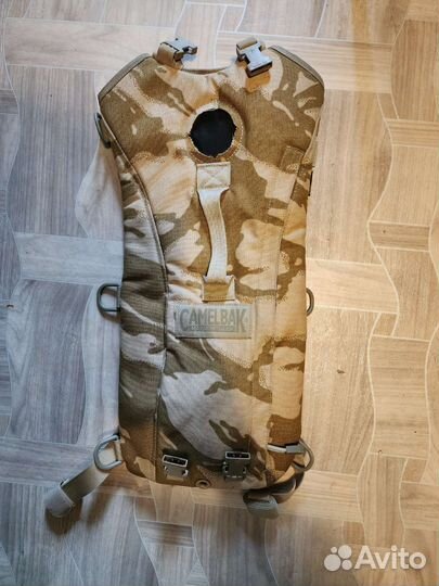 Гидратор camelback с чехлом-рюкзаком