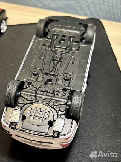 Масштабная модель 1:24 Mercedes GLK