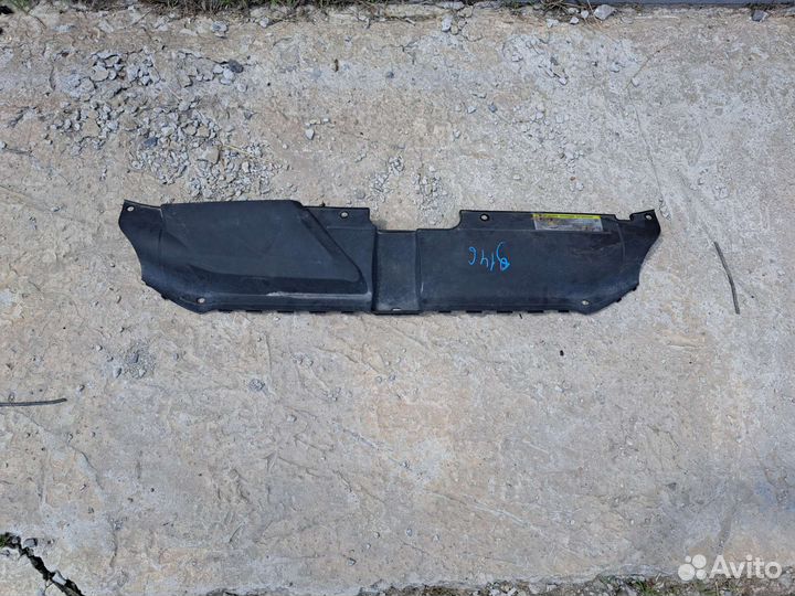 Накладка замка капота ауди а4 б8