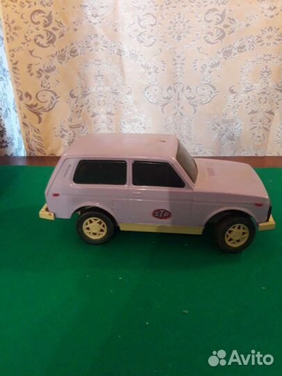 Нива СССР игрушка СССР машинка СССР