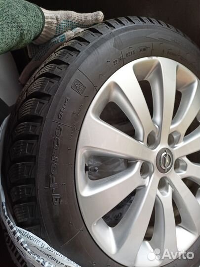 Bfgoodrich G-Force Stud 215/55 R17