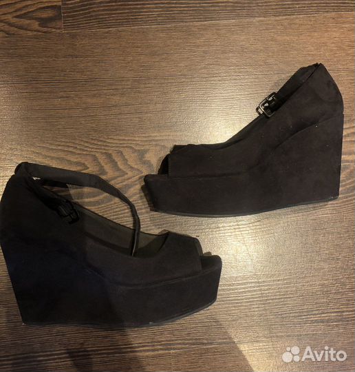 Босоножки