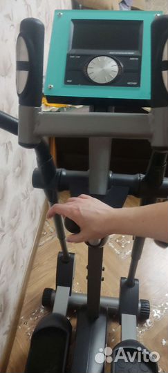 Эллиптический тренажер larsen