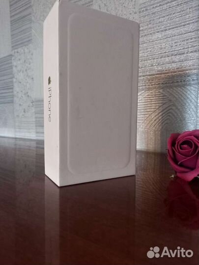 Коробка от iPhone 6