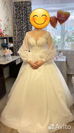 Свадебное платье