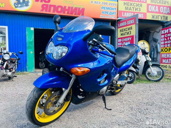 Suzuki GSX600F katana
