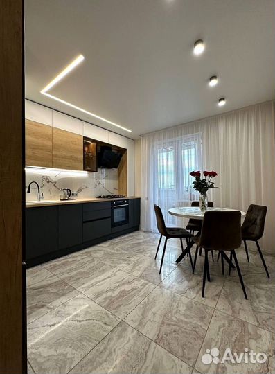 Кухни на заказ любой сложности Мебель