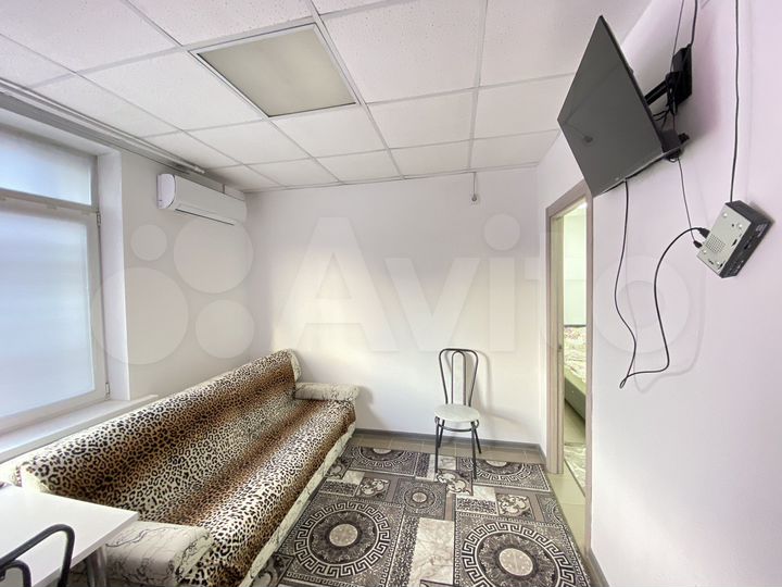 2-к. квартира, 40 м², 2/3 эт.