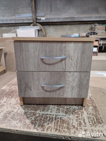 Тумба прикроватная