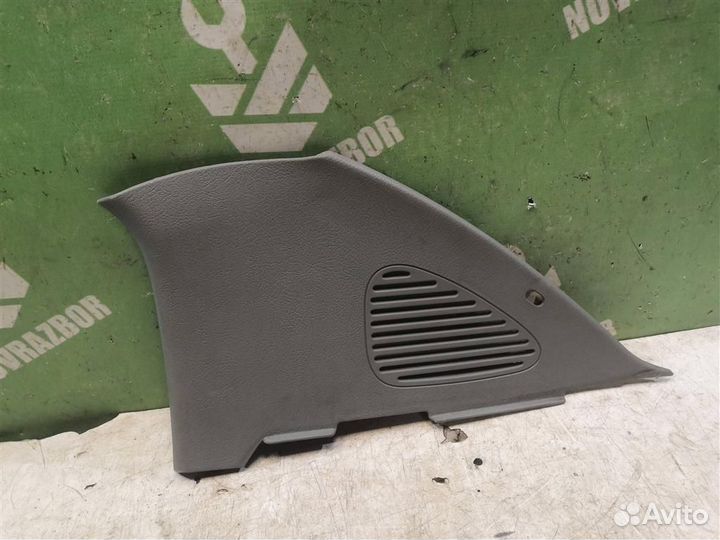 Обшивка стойки Рено Клио 2 Симбол