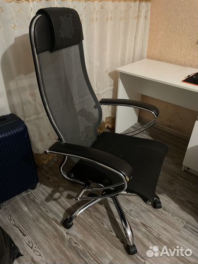 Компьютерное кресло