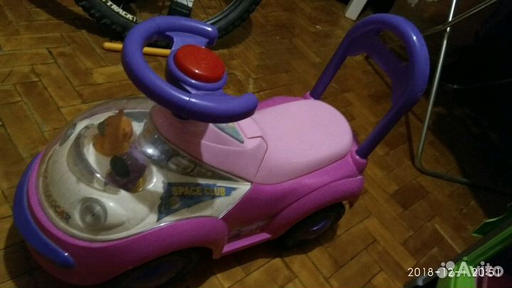 Машинка-Каталка домашнего использования