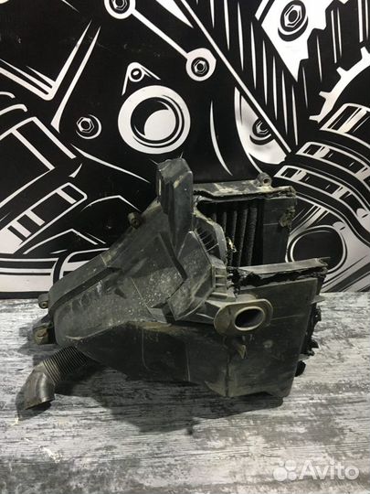 Корпус салонного фильтра Mercedes-Benz W140