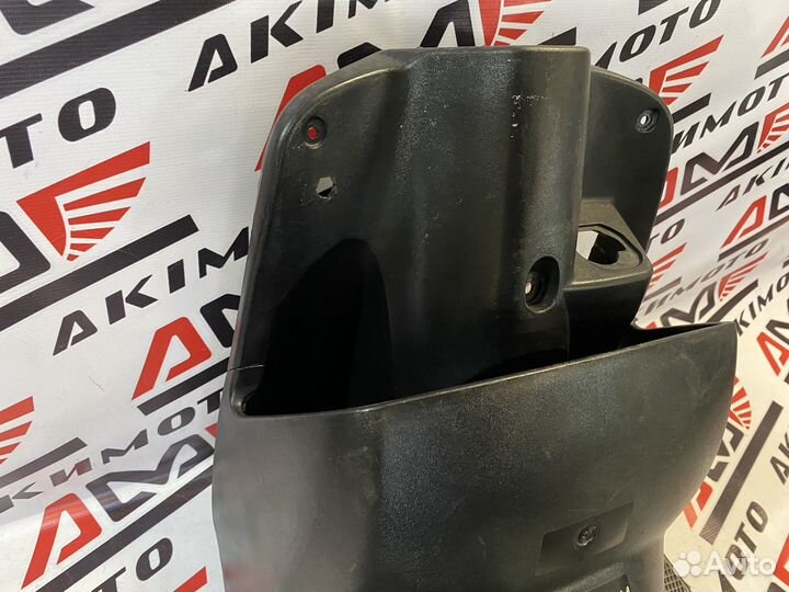 Передний внутренний пластик (карман) Suzuki Lets 2