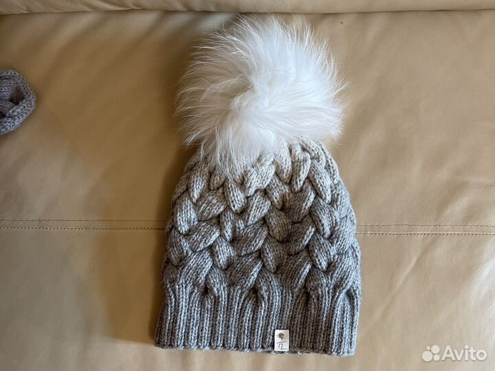 Новые снуд, шапка,рукавички-шерсть на девочку