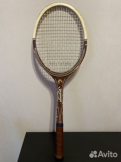 Деревянная ракетка для большого тенниса