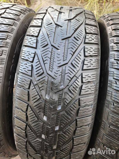 Kormoran SUV Snow 235/65 R17
