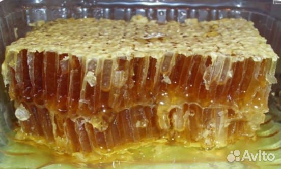 Соты, пыльца, мед