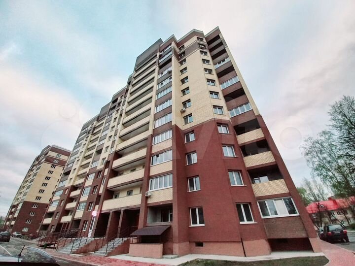 2-к. квартира, 70,8 м², 6/12 эт.